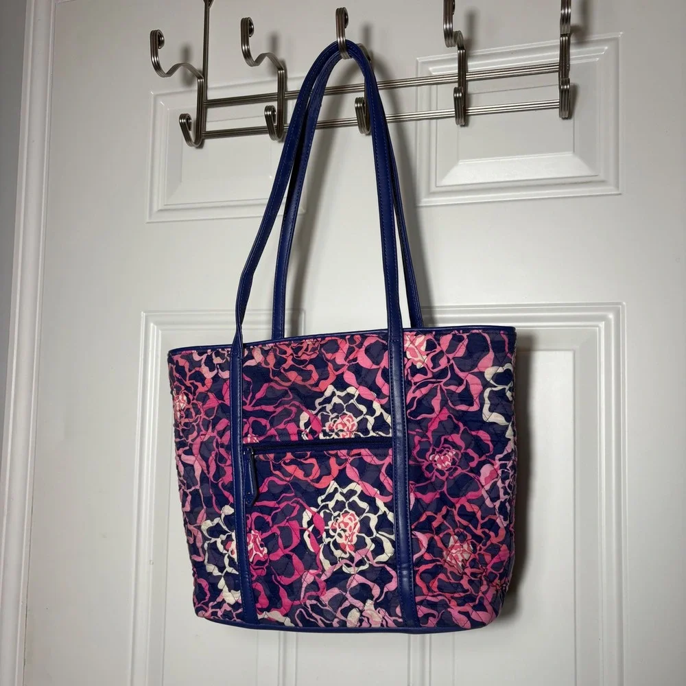 Vera Bradley Tote Bag Womens Medium Purple Pink Floral Excellent Quilted Cotton